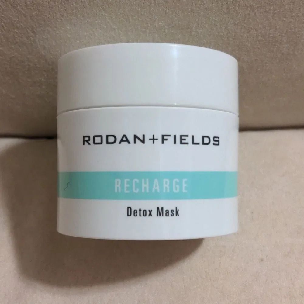 Rodan+Fields RECHARGE Charcoal Detox Mask New in Box - Picture 5 of 6